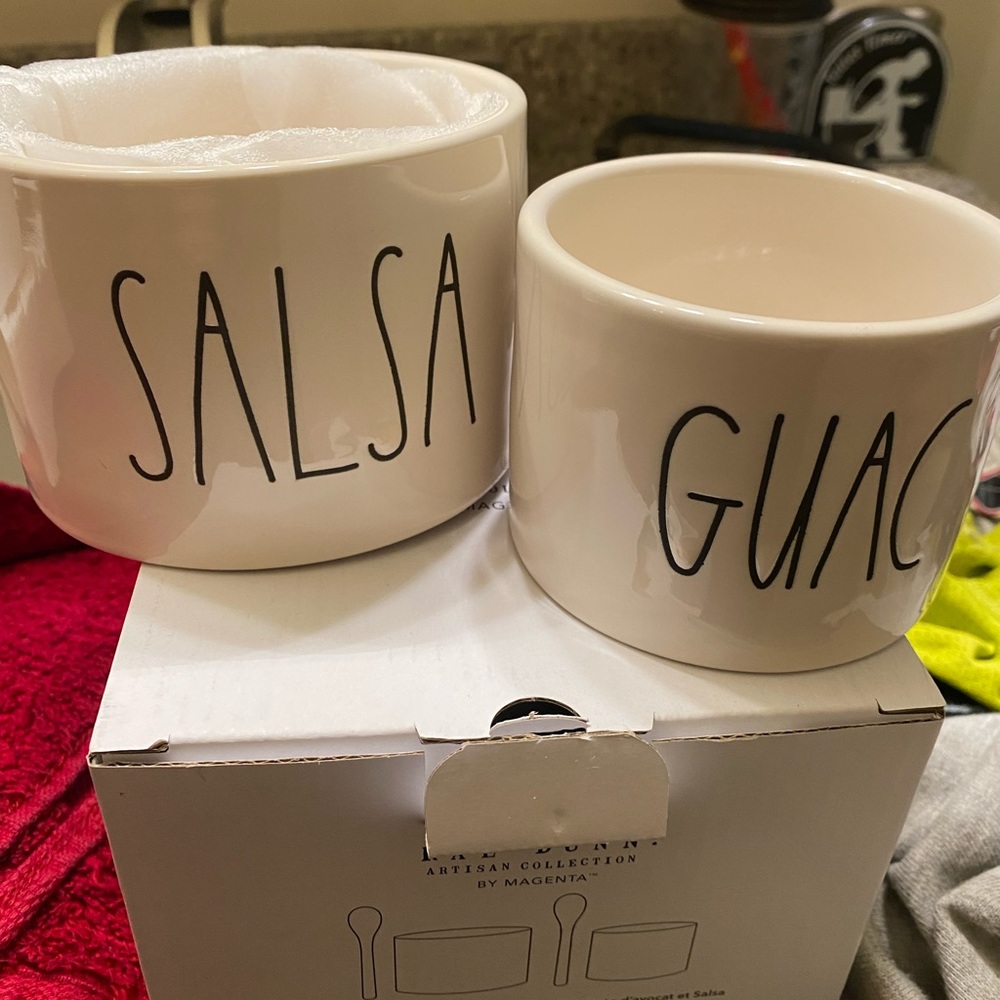 Rae Dunn Guac and Salsa bowls